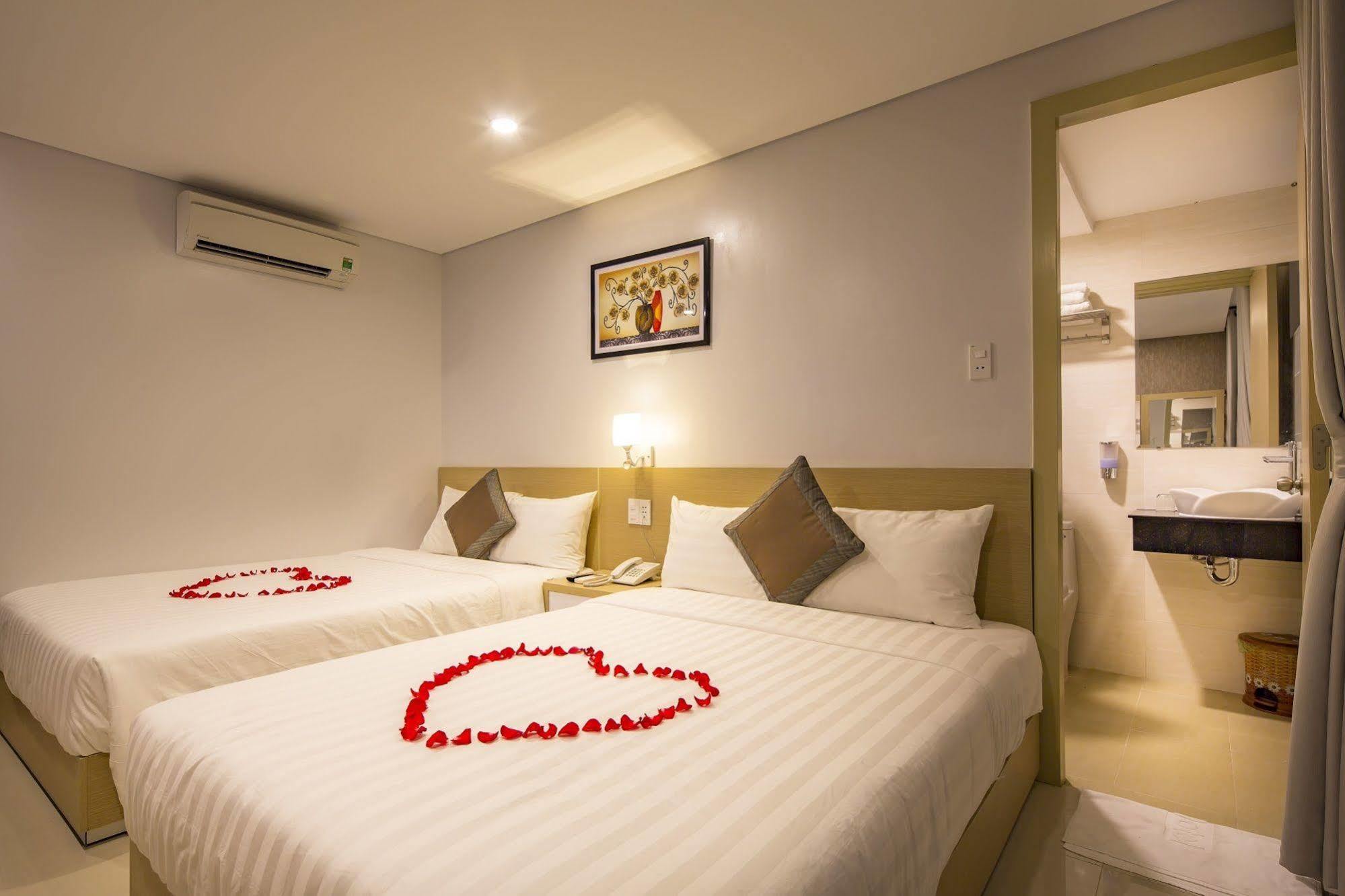 Love Hotel Нячанг Экстерьер фото